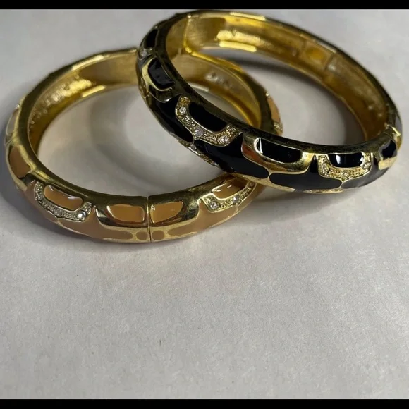 Vintage Enamel Bracelets With Rhinestones. - Picture 3 of 3